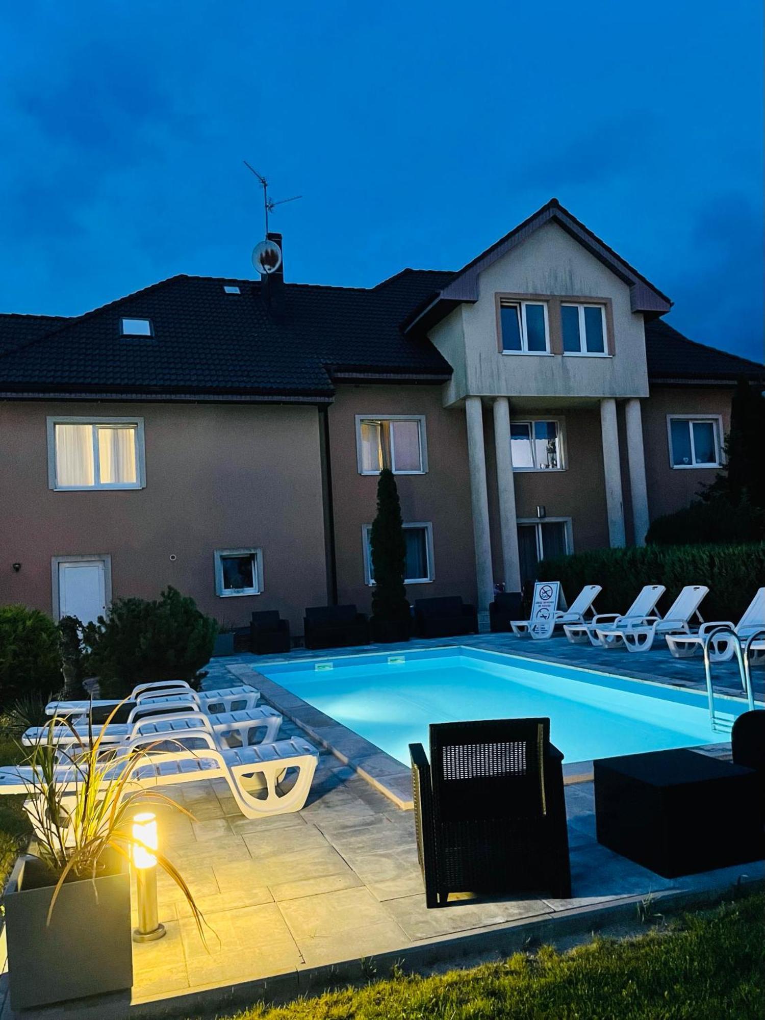Ow Delta Villa Rewal Dış mekan fotoğraf